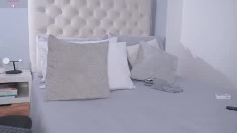 Snapshot of noahavery_ chatting on 03.06.26 Noah Avery online show from 03.06.26