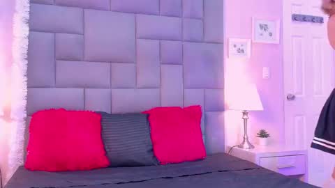 Noah   online show from 12.21.25