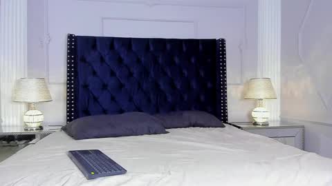 noahlux online show from 04.18.26