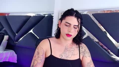 Snapshot of noahmonroe_11 chatting on 09.28.25 noahmonroe_11 online show from 09.28.25