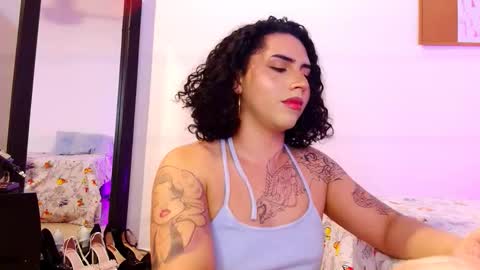 Snapshot of noahmonroe_11 chatting on 11.05.25 noahmonroe_11 online show from 11.05.25