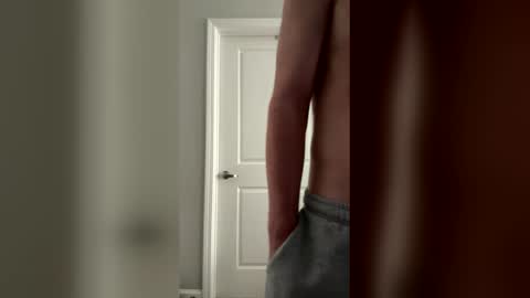 Snapshot of noahsmith1900 chatting on 04.06.26 noahistrue online show from 04.06.26