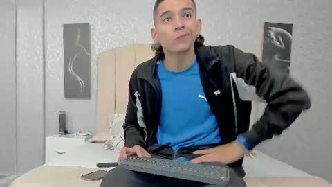 NoahThomson online show from 06.17.26