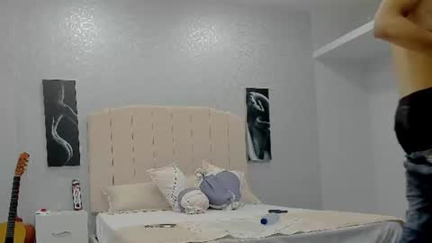 NoahThomson online show from 06.22.26