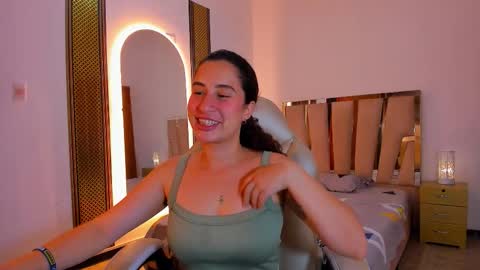 Snapshot of noamalak1 chatting on 03.10.26 NOA MALAK online show from 03.10.26