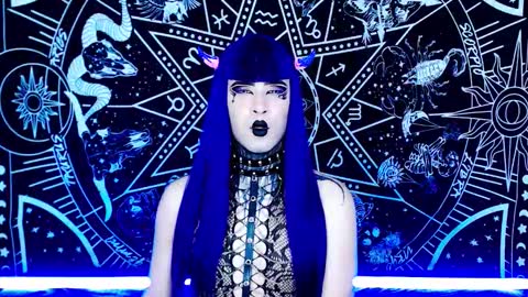 caroline online show from 11.30.25