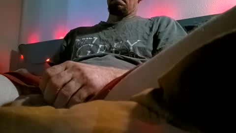 Snapshot of nocturnaleros chatting on 10.22.25 nocturnaleros online show from 10.22.25