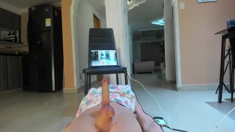  In instagram dayhannanoemi online show from 11.11.25