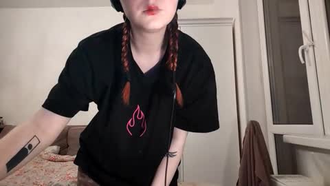 Lisa online show from 02.24.26