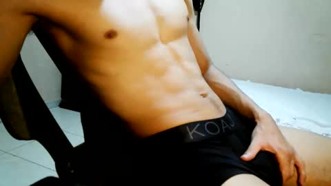 Snapshot of nofacebaby_ chatting on 05.15.26 nofacebaby_ online show from 05.15.26