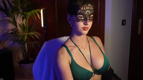 Ivy online show from 04.20.26