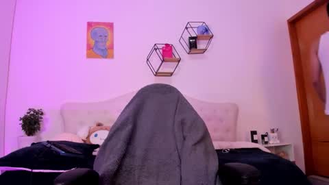 Snapshot of noha_natan chatting on 09.26.25 noha_natan online show from 09.26.25