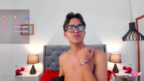 Snapshot of noha_natan chatting on 11.15.25 noha_natan online show from 11.15.25