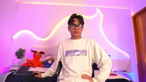 Snapshot of noha_natan chatting on 11.20.25 noha_natan online show from 11.20.25