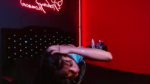 Snapshot of noha_thomson chatting on 11.14.25 Noha Thomson online show from 11.14.25