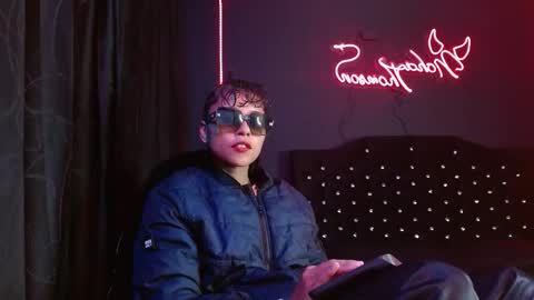 Noha Thomson online show from 01.18.26