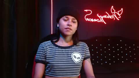 Noha Thomson online show from 05.08.26