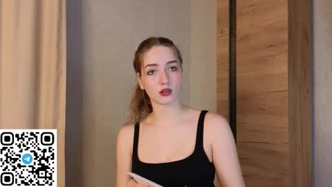 Sophie online show from 02.25.26