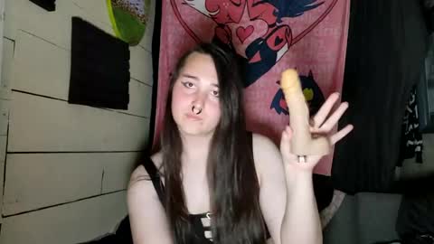nonbinarybeauty20 online show from 06.15.26