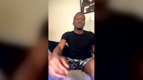 Snapshot of nonchalantii chatting on 04.04.26 nonchalantii online show from 04.04.26