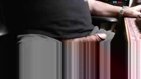 Snapshot of nopantbsx chatting on 02.01.26 The Best Ever online show from 02.01.26