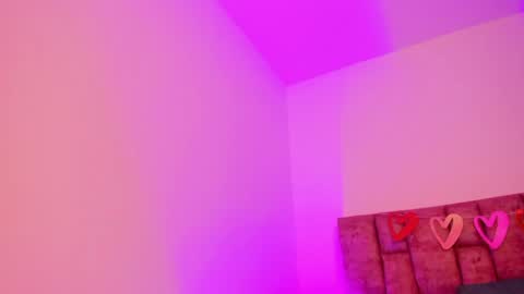 Nora Da Silva online show from 05.14.26