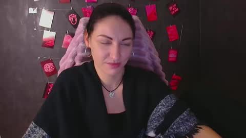 Snapshot of nora_n chatting on 01.10.26 Nora online show from 01.10.26