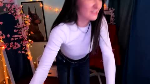 Snapshot of nora_n chatting on 02.19.26 Nora online show from 02.19.26