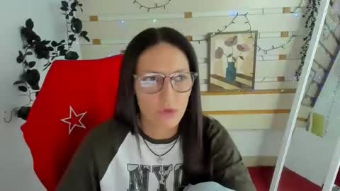 Snapshot of nora_n chatting on 04.03.26 Nora online show from 04.03.26