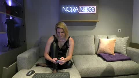 NoraNoxx online show from 06.06.26