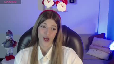 Nora online show from 12.22.24