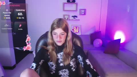 Nora online show from 02.15.25