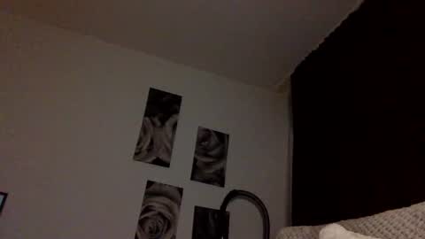 Snapshot of norablues chatting on 11.21.25 norablues online show from 11.21.25