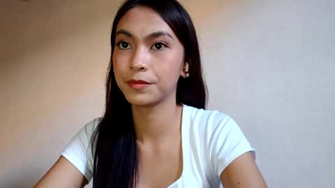 Snapshot of norahpatry chatting on 04.11.26 Natsu online show from 04.11.26