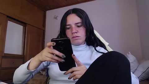 noreen_ online show from 03.10.26