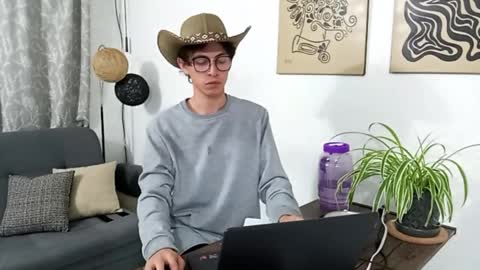 Norehg online show from 10.31.25