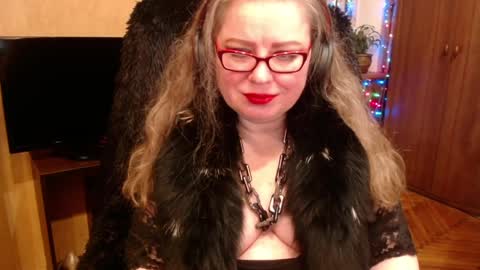 Snapshot of norma_gin chatting on 12.28.24 miss Tress online show from 12.28.24