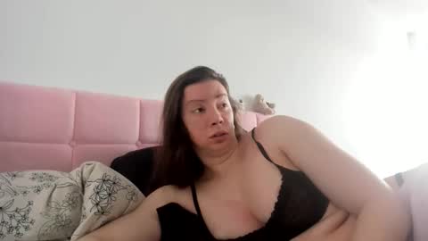 Snapshot of nortar9766 chatting on 12.15.25 Emily snow online show from 12.15.25