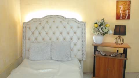 Snapshot of notaestheticallykyline chatting on 12.05.24 Kyline online show from 12.05.24