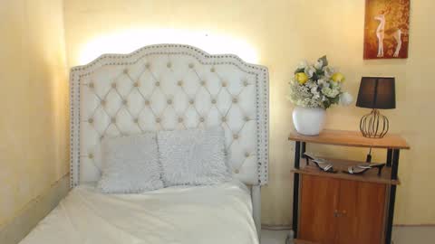 Snapshot of notaestheticallykyline chatting on 12.06.24 Kyline online show from 12.06.24