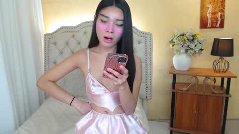 Snapshot of notaestheticallykyline chatting on 01.16.25 Kyline online show from 01.16.25
