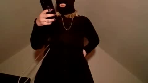 Snapshot of notouchmami chatting on 01.07.26 notouchmami online show from 01.07.26