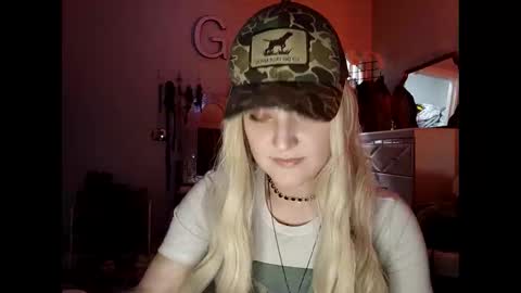 Snapshot of notouchmami chatting on 03.20.26 notouchmami online show from 03.20.26