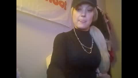 Snapshot of notouchmami chatting on 04.04.26 notouchmami online show from 04.04.26