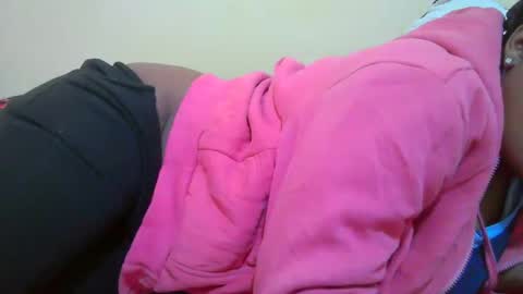 notoy1 online show from 03.08.26