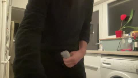 noux69 online show from 11.12.25