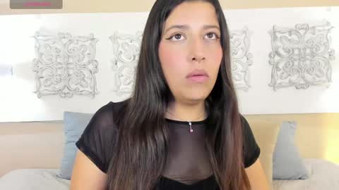 nova_velveet online show from 04.18.26