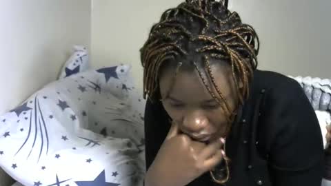 Snapshot of novaah chatting on 09.27.25 novaah online show from 09.27.25