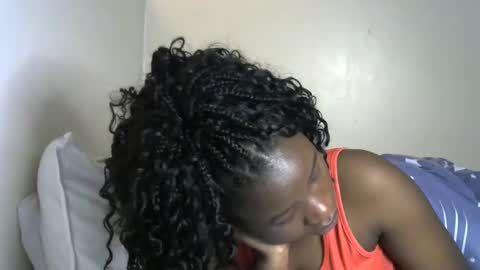 Snapshot of novaah chatting on 10.13.25 novaah online show from 10.13.25