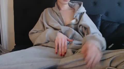 Olivia online show from 09.26.25